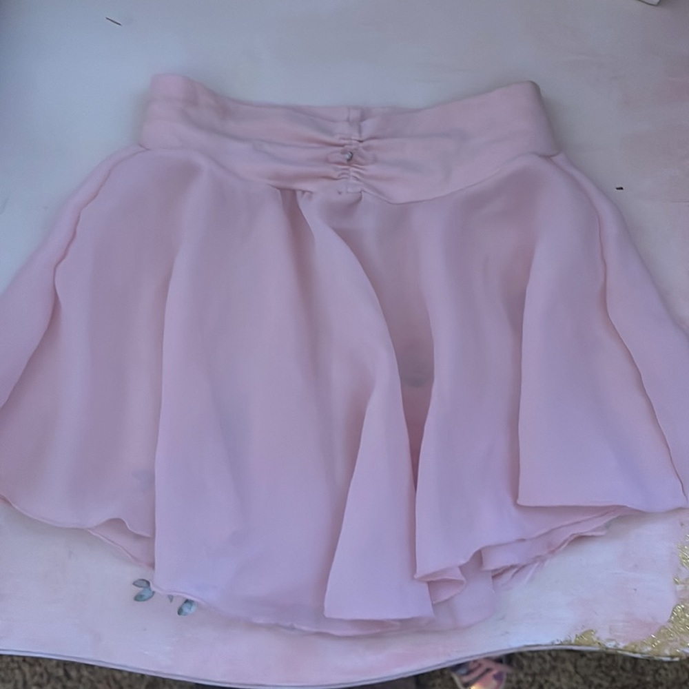 Capezio girls pink pull on Georgette style ballet skirt size Small